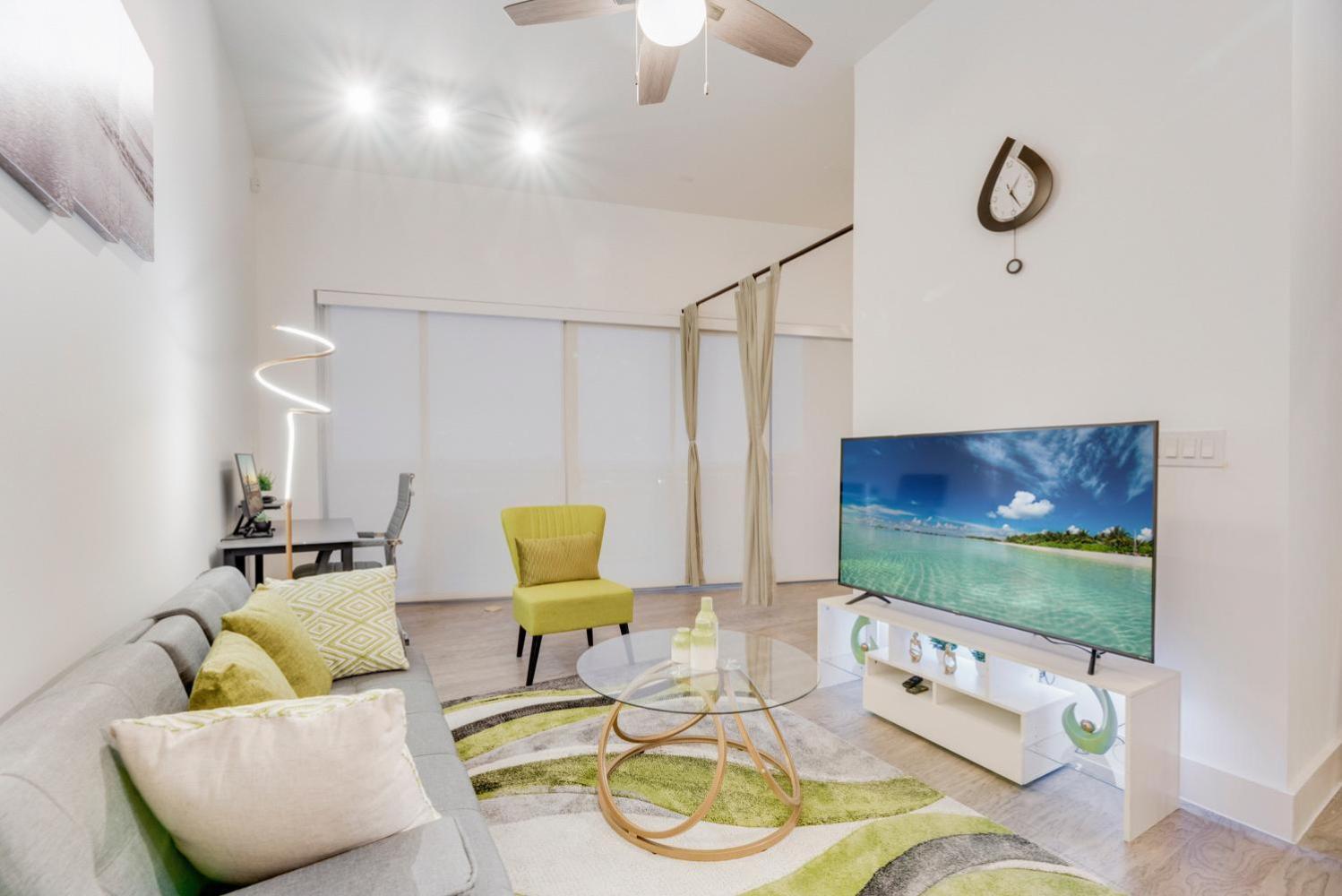 Snappy Loft Style 2Br I Gym I Parking I Workspace Даллас Екстер'єр фото